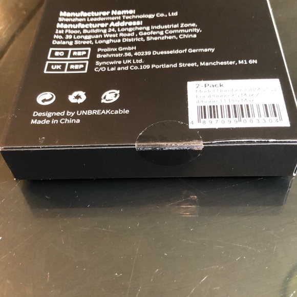 UNBREAKCable Tempered Glass Screen Protector for iPhone XS Max/ iPhone 11 ProMax - Picture 3 of 4